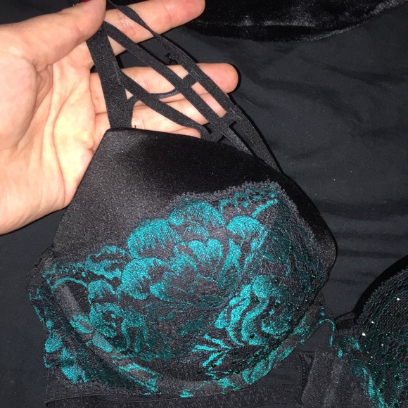 Lasenza Up 2 Cups bra - Picture 2 of 3